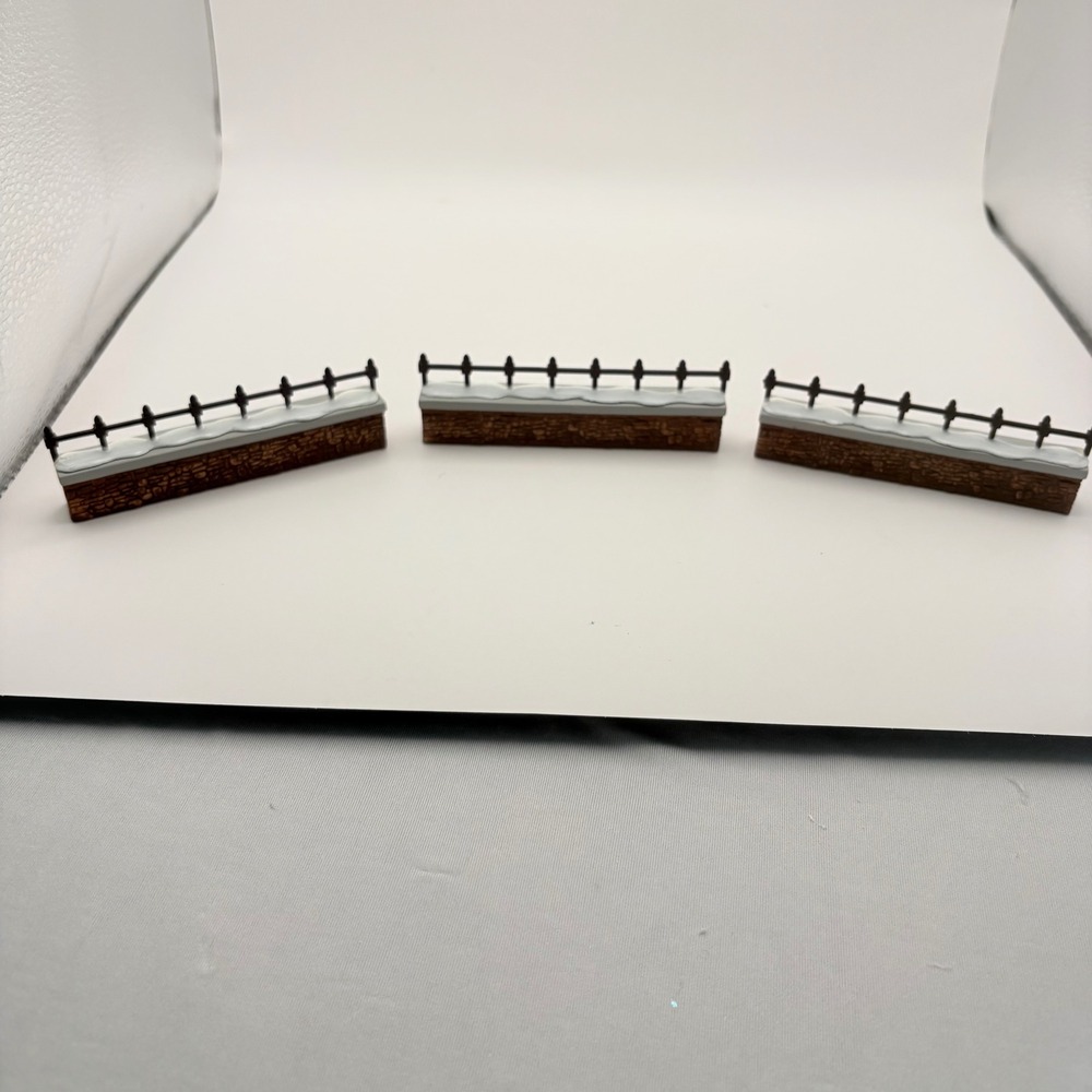 Department 56 Churchyard Fence Extensions Brown Snow Set of 3 5807-6 READ - Picture 2 of 4